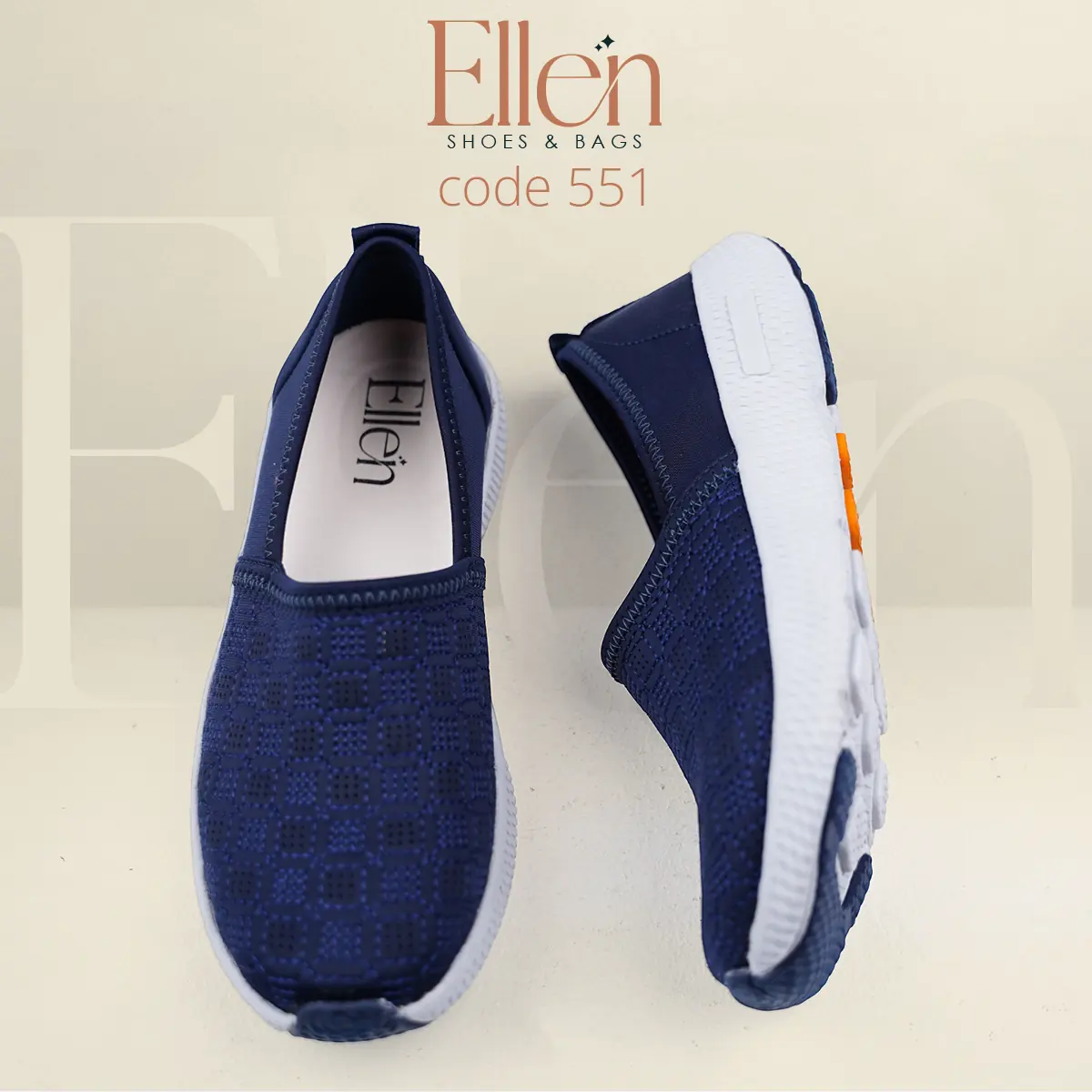 E551NV_3 حذاء اسكتشر حريمي كحلي من الأمام مع توضيح النعل الخارجي